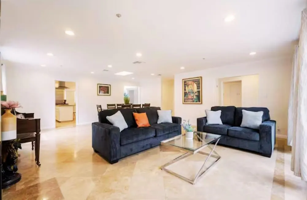 Comfy Ben Lomond Place With Foosball Table Glendale